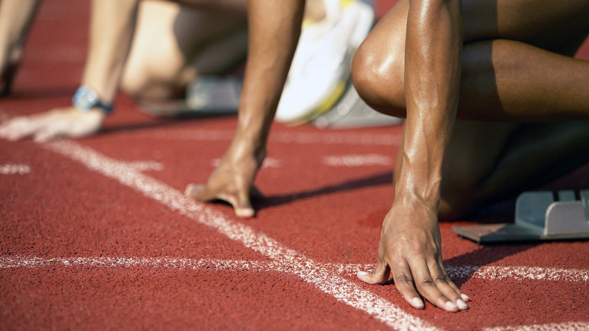 骑士球员训练后自发组织复盘会议，骑士队训练